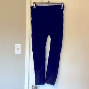 Black lululemon leggings with pockets 7/8